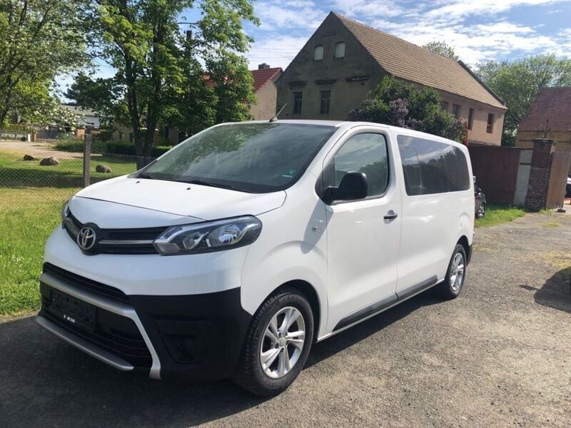 Gebraucht Toyota Proace 102 PS (75 kW) 2020 Weiß Van / Kleinbus