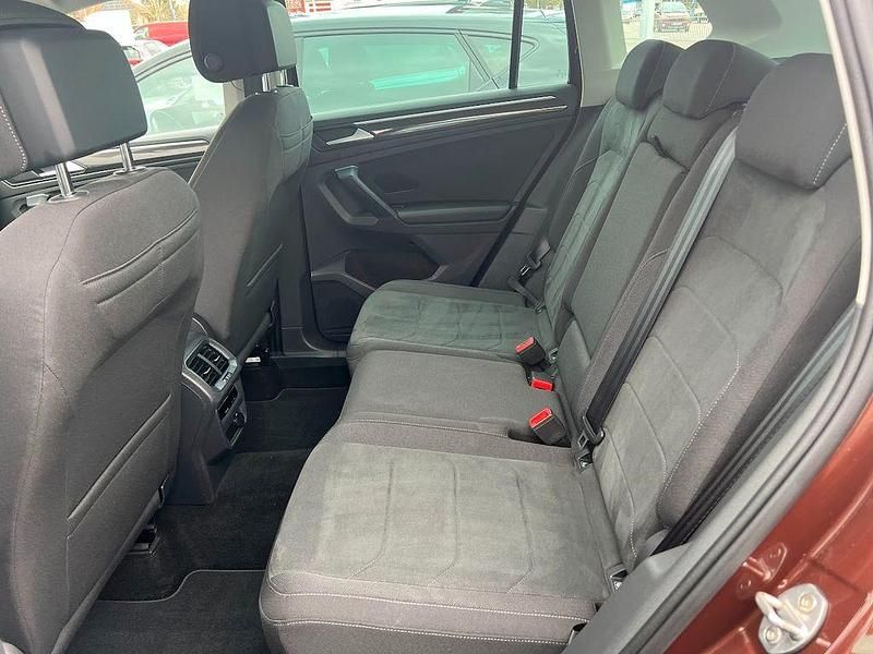 Gebraucht VW Tiguan Elegance 150 PS (110 kW) 2022 Braun SUV