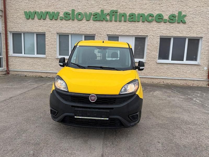 Gebraucht Fiat Doblò 95 PS (69 kW) 2018 Van / Kleinbus
