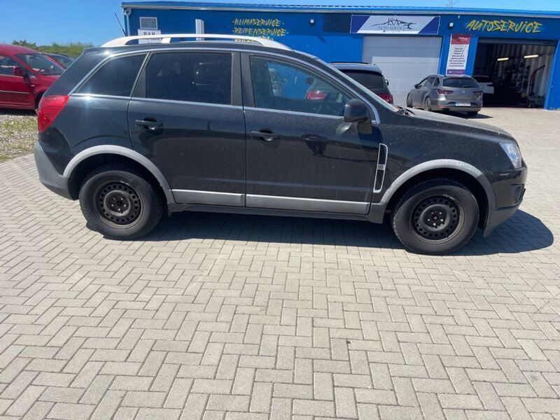 Gebraucht Opel Antara Design Edition 163 PS (119 kW) 2014 Schwarz SUV