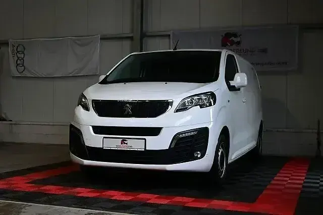 Gebraucht Peugeot Expert Premium 150 PS (110 kW) 2021 Blanc banquise Van