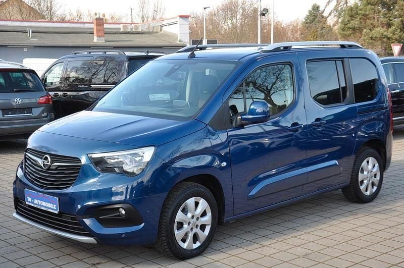 Gebraucht Opel Combo Life Innovation 131 PS (96 kW) 2020 Blau Van / Kleinbus