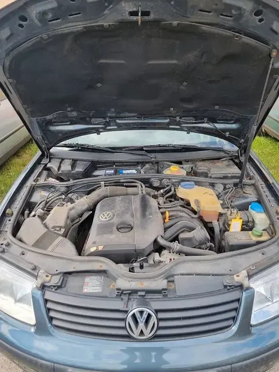 Gebraucht VW Passat Comfortline 125 PS (91 kW) 1999 Silber Kombi
