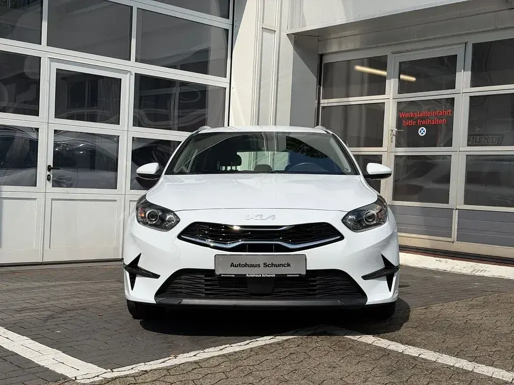 Gebraucht Kia Ceed Sportswagon 140 PS (102 kW) 2025 Weiß Kombi