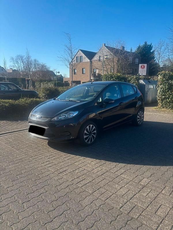 Gebraucht Ford Fiesta 82 PS (60 kW) 2011 Schwarz Kleinwagen