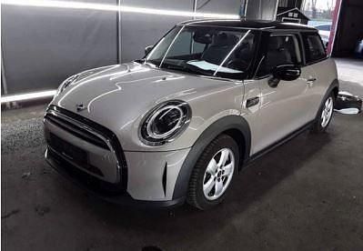 Gebraucht Mini Cooper 136 PS (100 kW) 2023 Rooftop grey metallic Kleinwagen