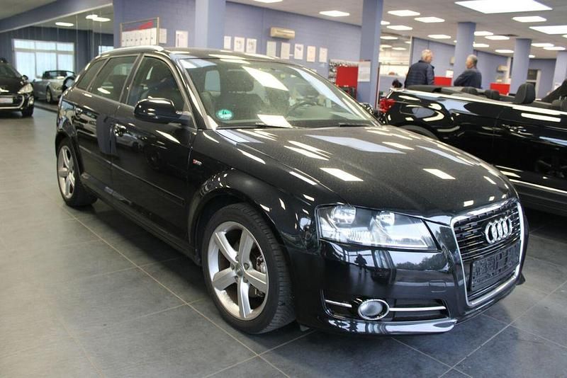 Schwarz Gebraucht 2012 Audi A3 S-Line Limousine | 12.480 € (Fairer Preis) - Bild 1/4