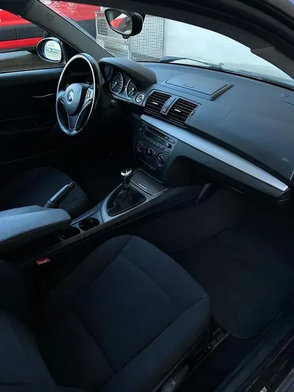 Używany BMW 118 143 KM (105 kW) 2008 Szary Hatchback