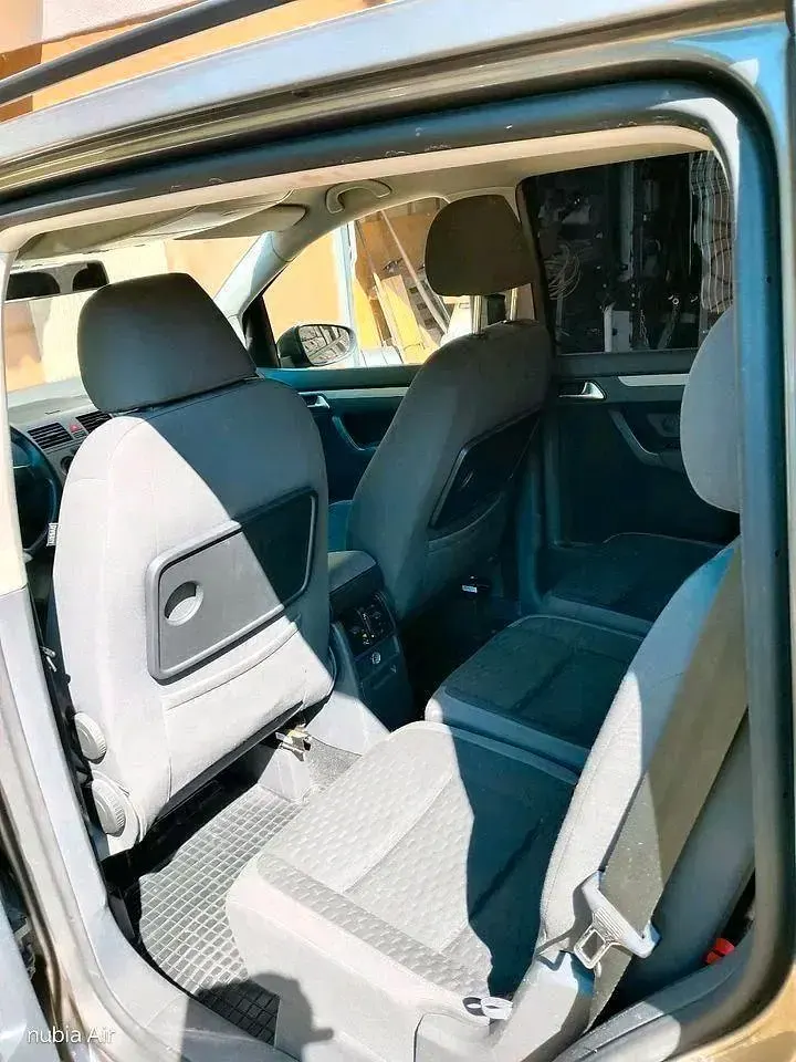 Gebraucht VW Touran 105 PS (77 kW) 2010 Van / Kleinbus