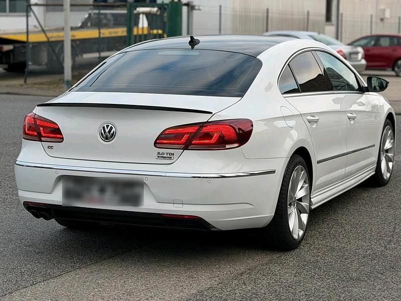 Gebraucht VW Passat 184 PS (135 kW) 2018 Weiß Limousine