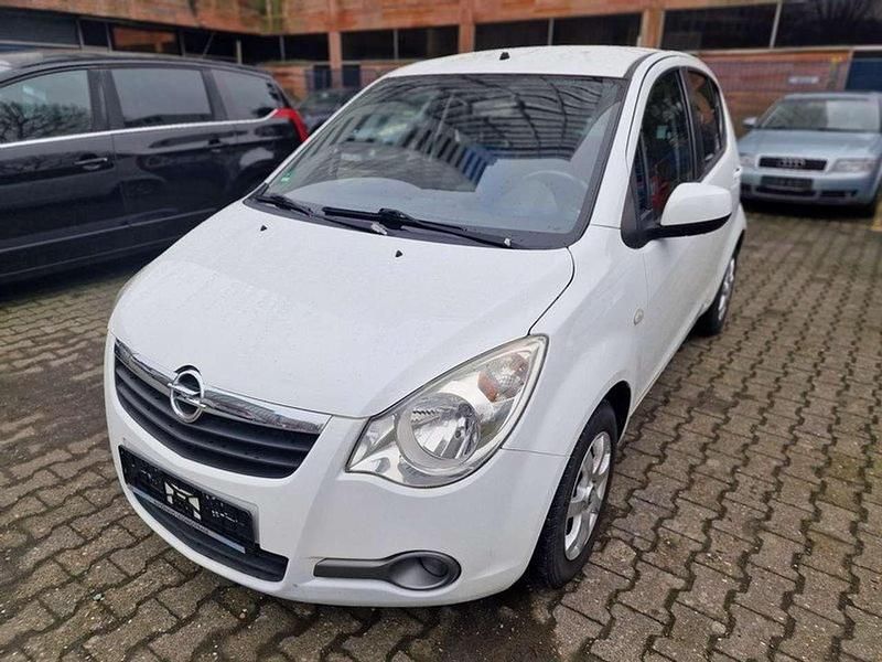 Gebraucht Opel Agila 65 PS (47 kW) 2009 Classic weiß Kleinwagen