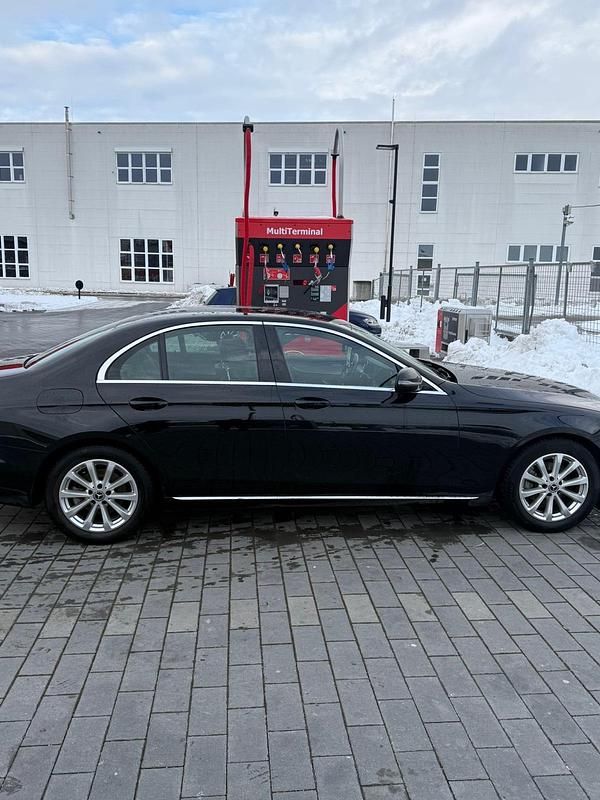 Gebraucht Mercedes 200 183 PS (134 kW) 2018 Schwarz Limousine