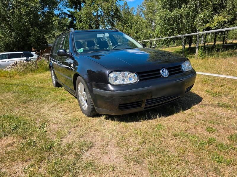 Schwarz Gebraucht 2003 VW Golf IV Kombi | 1.560 € - Bild 1/4
