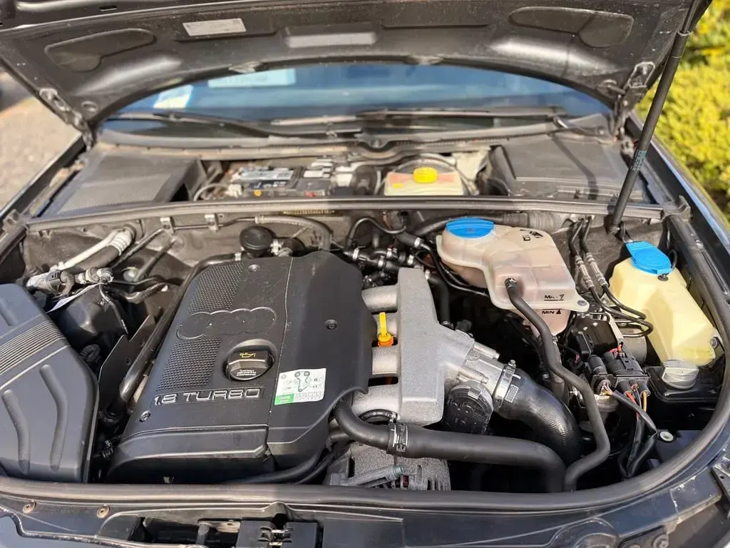 Używany Audi A4 163 KM (119 kW) 2005 Szary Kombi