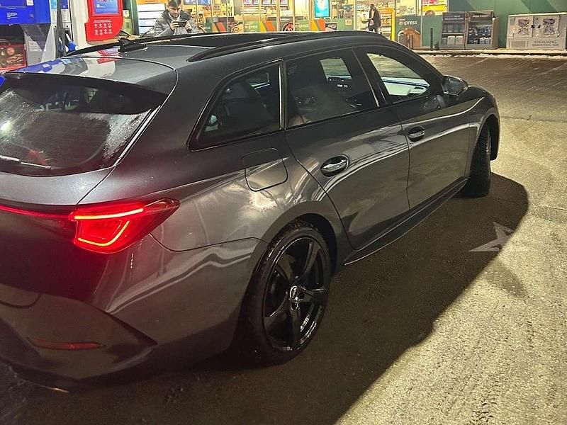 Gebraucht Cupra Leon VZ 245 PS (180 kW) 2023 Grau Kombi