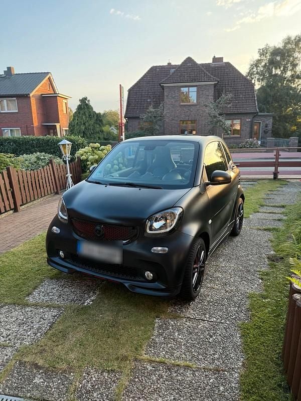 Schwarz Gebraucht 2019 Smart ForTwo Coupé Brabus Kleinwagen | 17.000 € (Fairer Preis) - Bild 1/4