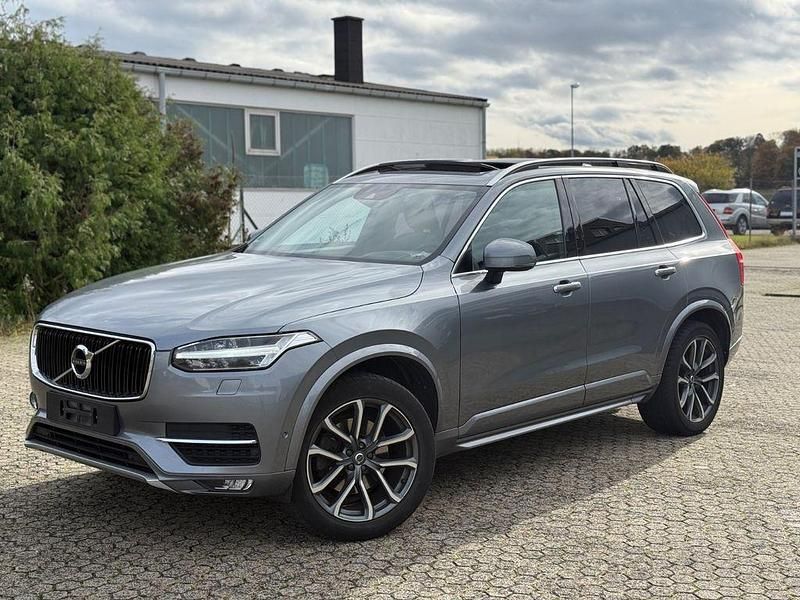Grau Gebraucht 2016 Volvo XC90 Momentum SUV | 17.900 € (Etwas zu teuer) - Bild 1/4