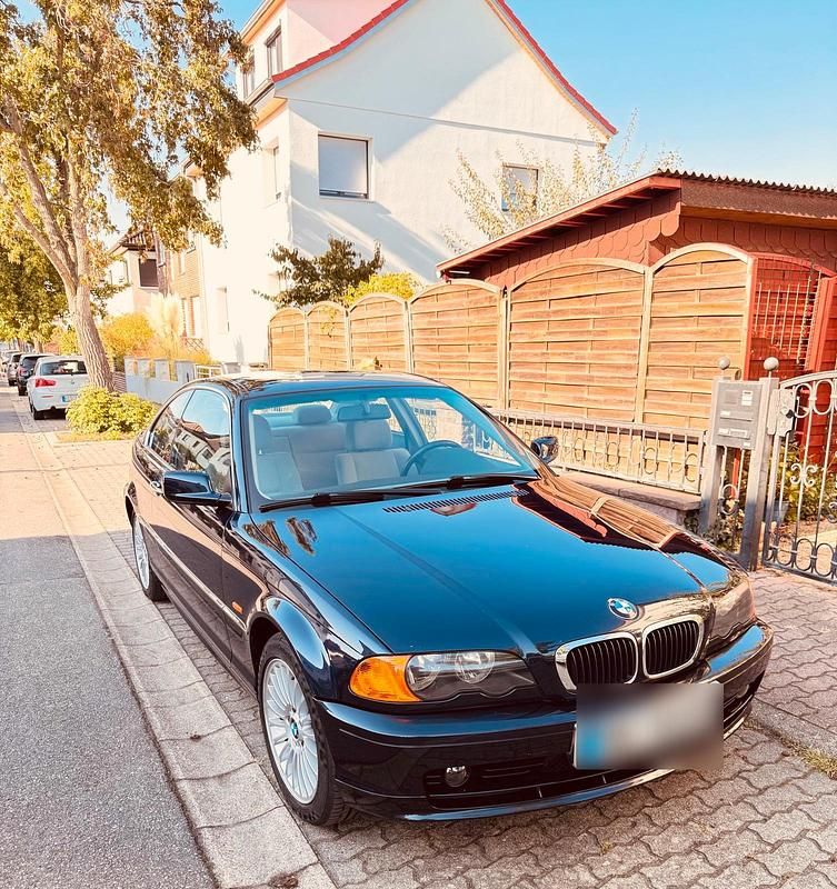 Usata BMW 318 2000 Blu Coupé