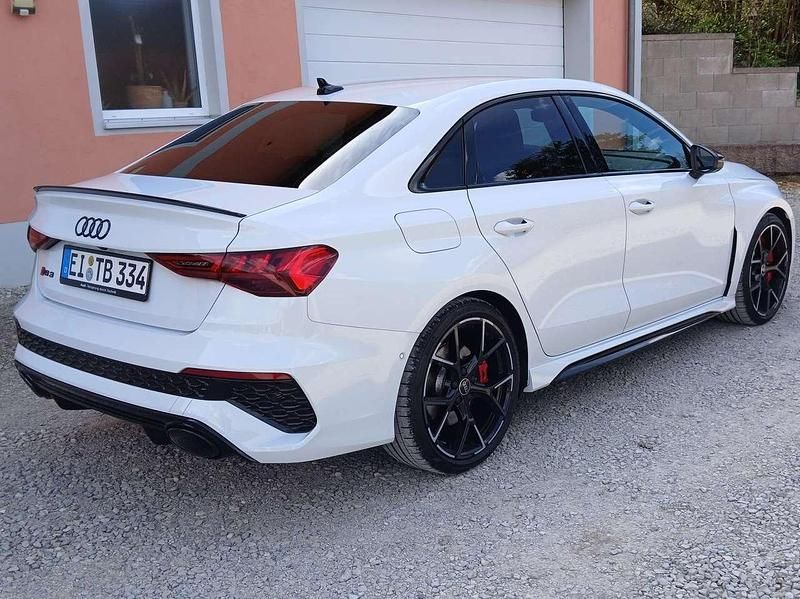 Gebraucht Audi RS3 Ambiente 400 PS (294 kW) 2024 Limousine