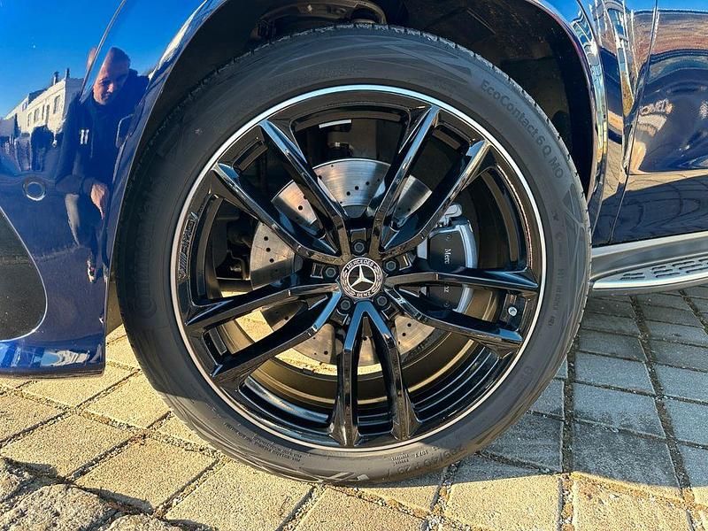Gebraucht Mercedes GLS450 367 PS (269 kW) 2025 Blau SUV
