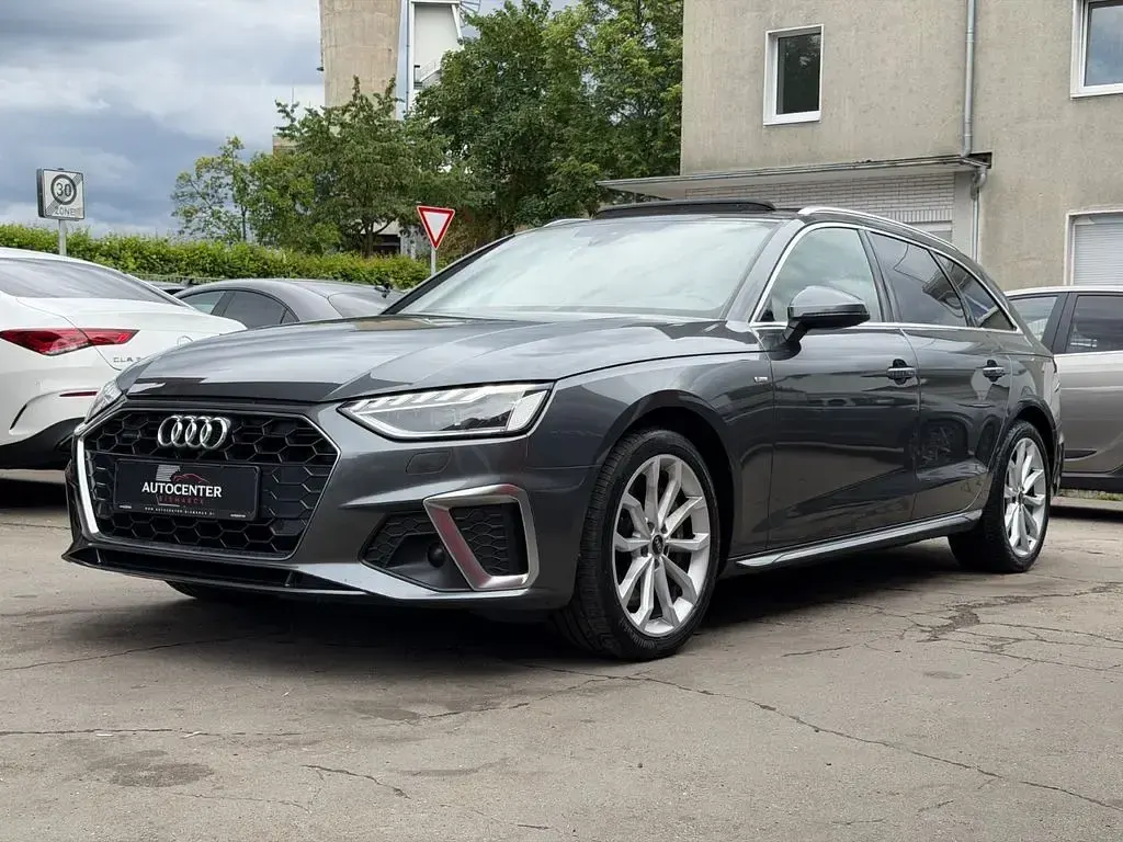 Gebraucht Audi A4 S-Line 286 PS (210 kW) 2022 Grau Kombi