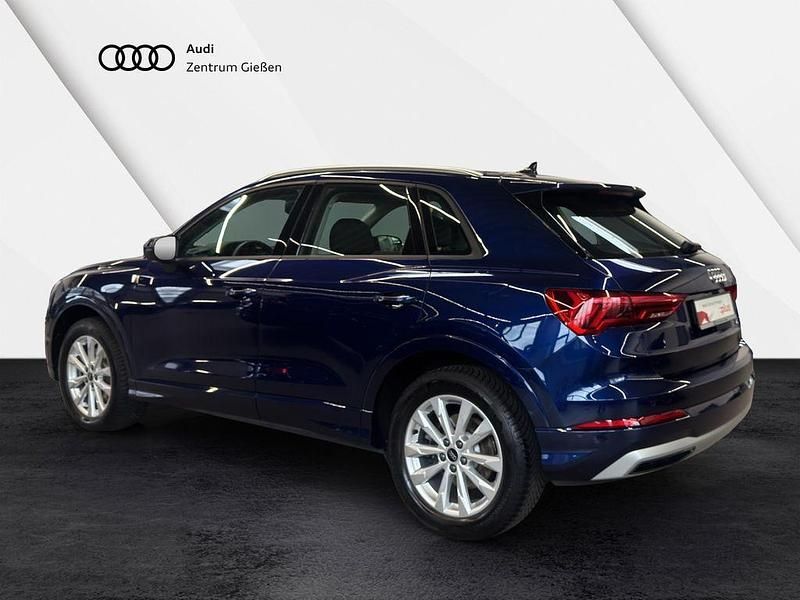 Gebraucht Audi Q3 Advanced Plus 190 PS (139 kW) 2023 Navarrablau metallic (metallic) SUV