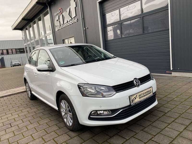 Weiß Gebraucht 2014 VW Polo Trendline Limousine | 7.999 € (Fairer Preis) - Bild 1/3