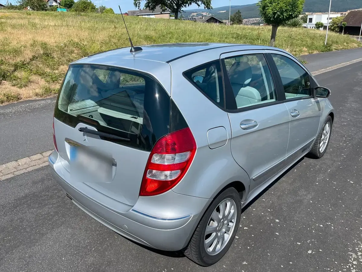 Gebraucht Mercedes A170 Elegance 116 PS (85 kW) 2005 Silber Kleinwagen