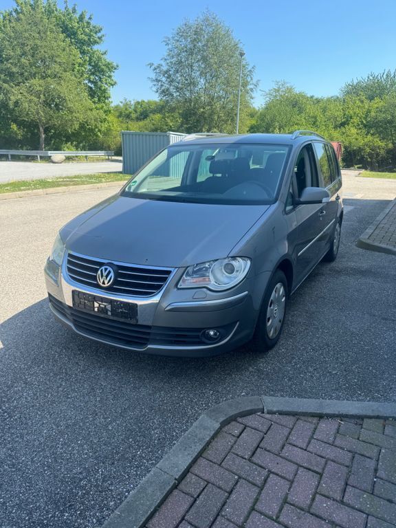 Gebraucht VW Touran Highline 105 PS (77 kW) 2007 Grau Van / Kleinbus