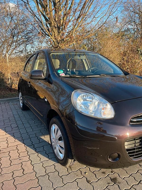 Braun Gebraucht 2011 Nissan Micra Acenta Limousine | 3.490 € (Guter Preis) - Bild 1/4