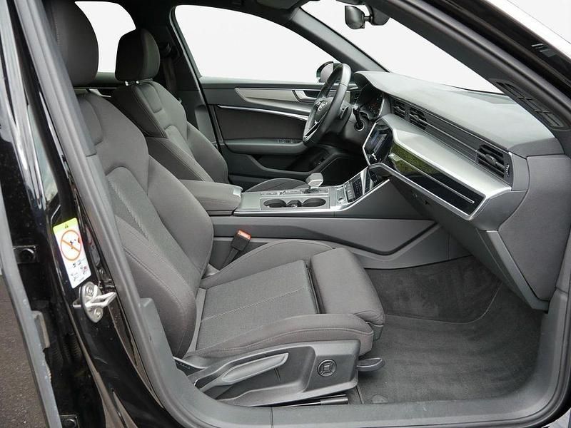 Second-hand Audi A6 Sport 204 CP (150 kW) 2022 Negru Break