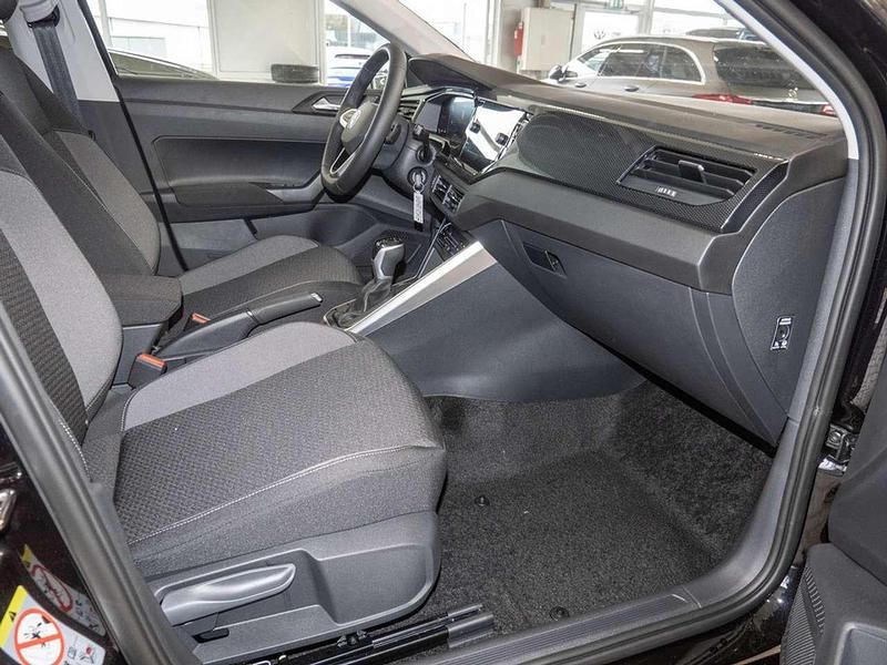 Neu VW Polo Life 116 PS (85 kW) 2025 Schwarz Kleinwagen