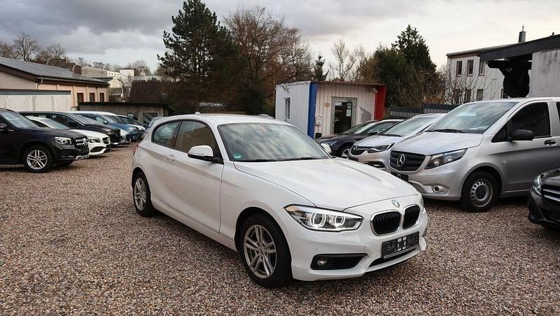Gebraucht BMW 118 136 PS (100 kW) 2019 Weiß Kleinwagen
