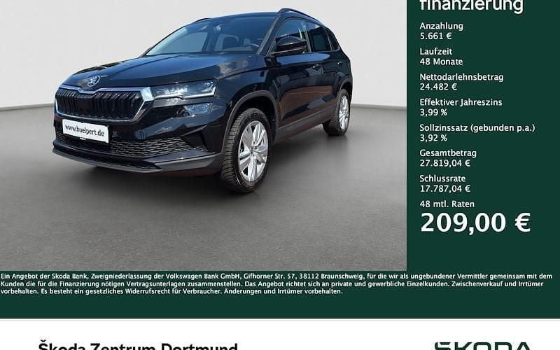Schwarz Gebraucht 2024 Skoda Karoq Selection SUV | 30.143 € (Guter Preis) - Bild 1/4