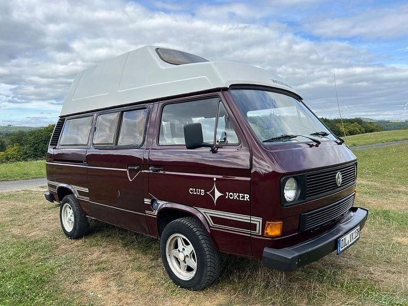Rot Gebraucht 1984 VW T3 Van | 17.000 € - Bild 1/4