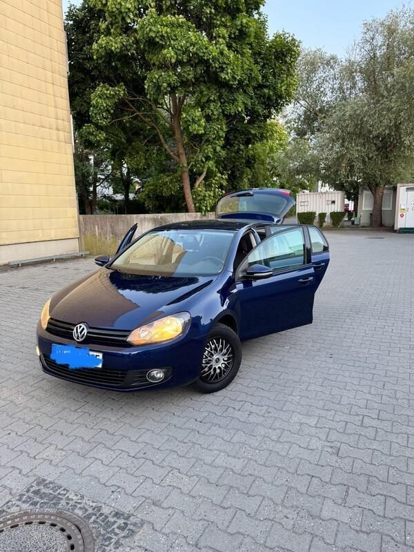 Blau Gebraucht 2011 VW Golf VI Comfortline Limousine | 6.500 € (Fairer Preis) - Bild 1/4