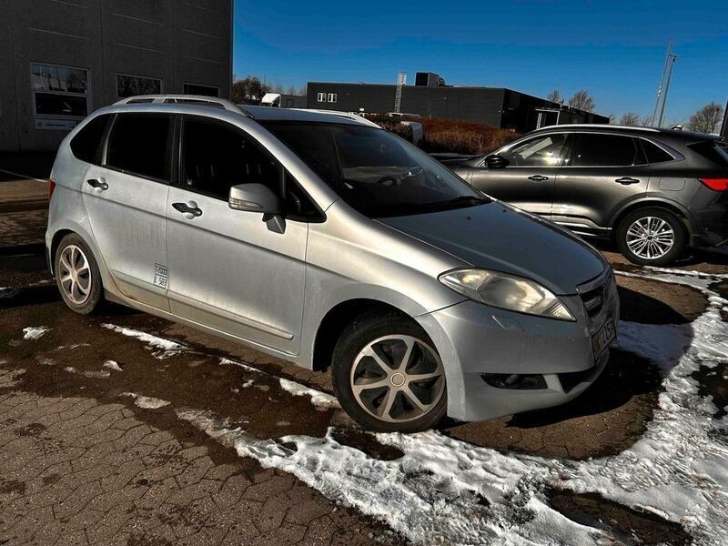 Grau Gebraucht 2006 Honda FR-V Executive Van / Kleinbus | 900 € (Guter Preis) - Bild 1/4