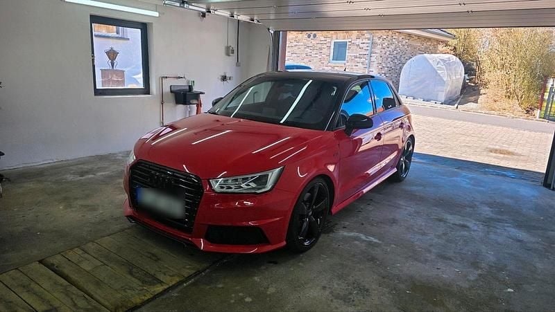 Gebraucht Audi A1 S-Line 192 PS (141 kW) 2015 Rot Kleinwagen