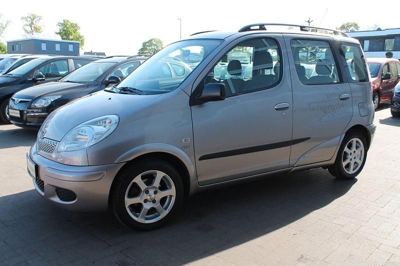 Gebraucht Toyota Yaris Sol 84 PS (61 kW) 2004 Grey metallic Kombi