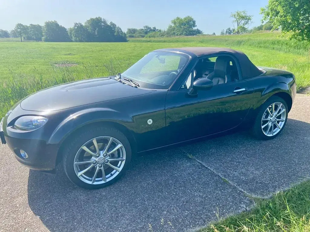 Używany Mazda MX5 126 KM (92 kW) 2008 Czarny Kabriolet