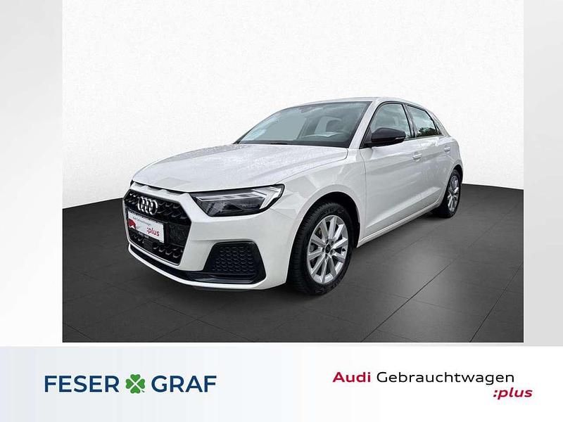 Weiß Gebraucht 2024 Audi A1 Sportback Advanced Kleinwagen | 21.480 € (Guter Preis) - Bild 1/4