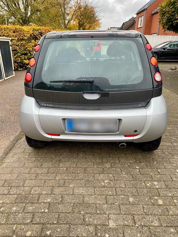 Usata Smart ForFour 75 CV (55 kW) 2005 Argento Utilitaria
