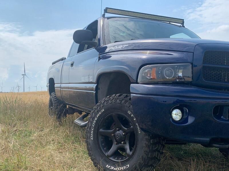 Blau Gebraucht 2000 Dodge Magnum Limousine | 17.900 € - Bild 1/4