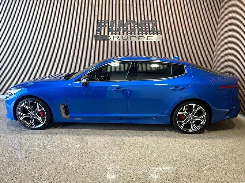 Gebraucht Kia Stinger 366 PS (269 kW) 2018 Microblau met Kleinwagen