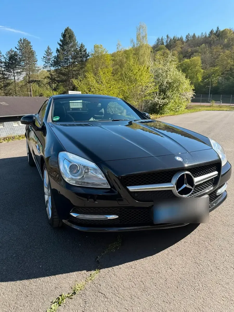 Gebraucht Mercedes SLK250 204 PS (150 kW) 2012 Schwarz Cabrio