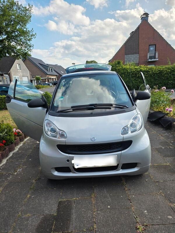 Schwarz Gebraucht 2011 Smart ForTwo Coupé Kleinwagen | 4.000 € (Fairer Preis) - Bild 1/4
