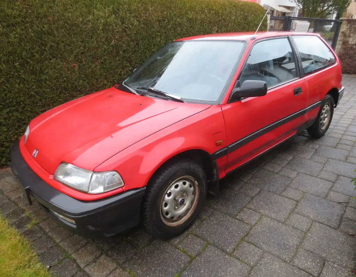 Gebraucht Honda Civic 75 PS (55 kW) 1990 Rot Limousine