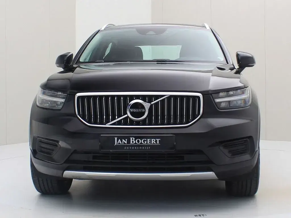 Gebraucht Volvo XC40 Inscription 179 PS (131 kW) 2022 Schwarz SUV