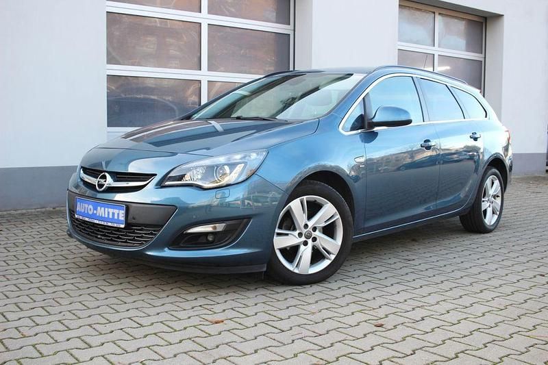 Blau Gebraucht 2015 Opel Astra Energy Kombi | 8.270 € (Etwas zu teuer) - Bild 1/4