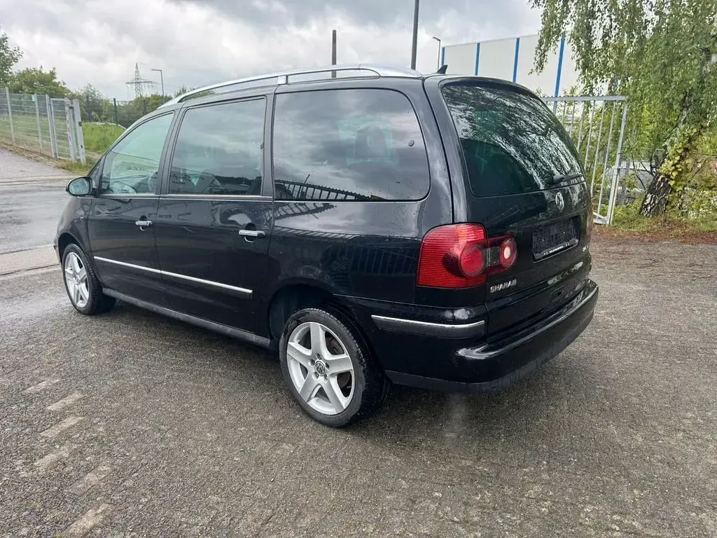 Gebraucht VW Sharan Highline 140 PS (102 kW) 2009 Schwarz Van / Kleinbus